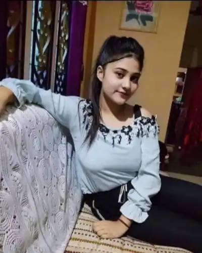Roshni Desai